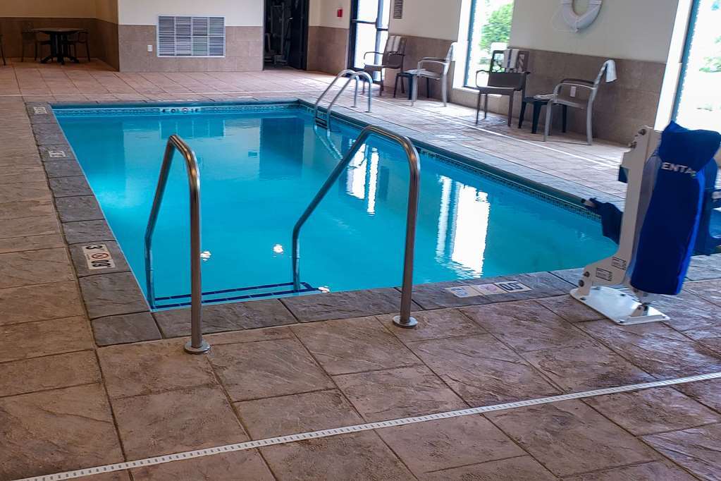 Comfort Inn & Suites Ames Near Isu Campus Facilități foto